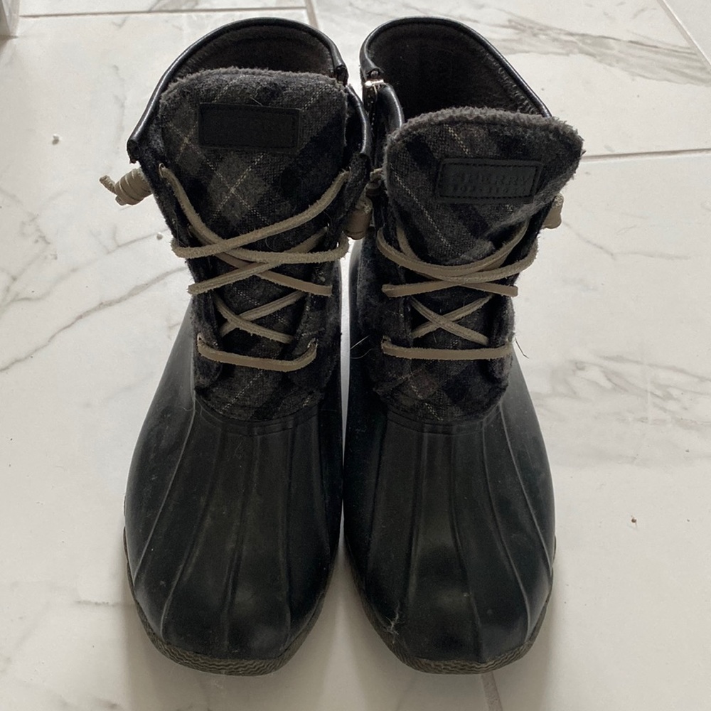 Sperry boots